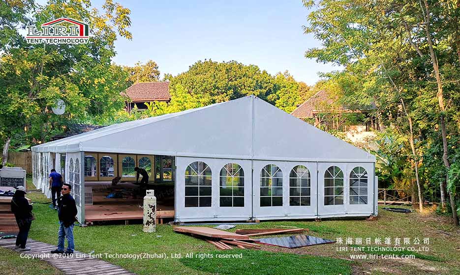 How to Decorate a Tent or a Wedding