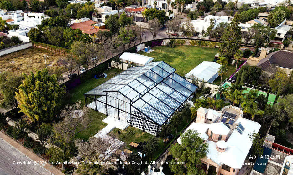 Aluminum orangery on residential lawn