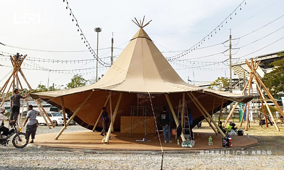 tipi-wedding-setup